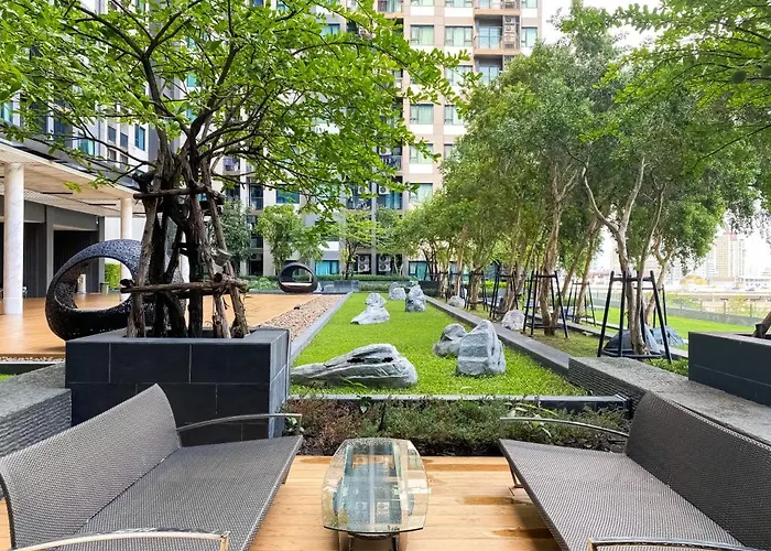 Luxury City-scape 2br - Ultra Fast Wifi - Asoke
