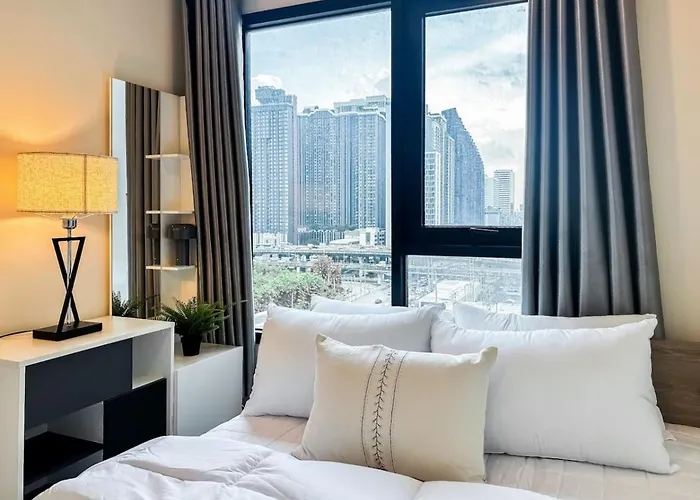 Luxury City-scape 2br - Ultra Fast Wifi - Asoke Apartment